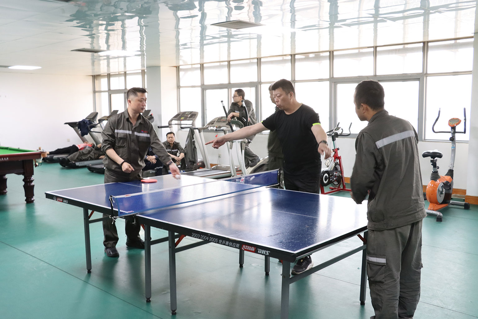 慶五一員工運(yùn)動(dòng)會(huì)：乒乓球賽