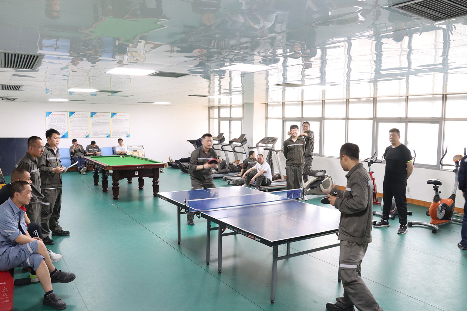 慶五一員工運(yùn)動(dòng)會(huì)：乒乓球賽