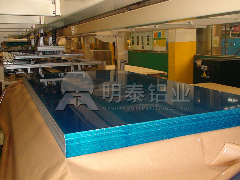 鋁合金百葉窗|燈頭料用3004|3104鋁板廠家優(yōu)惠報價