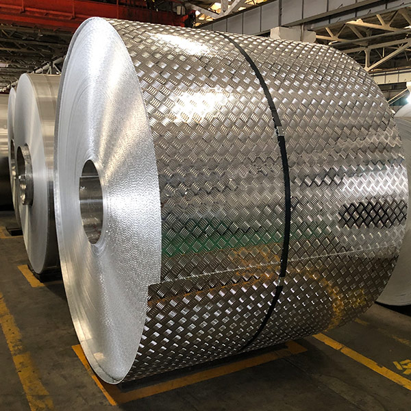 5754h114五條筋花紋板_車(chē)廂防滑鋁板_明泰鋁業(yè)直銷(xiāo)廠家 5754h114五條筋花紋板_車(chē)廂防滑鋁板_明泰鋁業(yè)直銷(xiāo)廠家